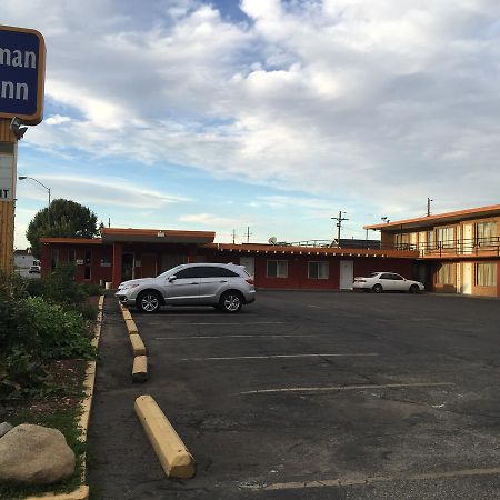 Statesman Inn Terre Haute Exterior photo